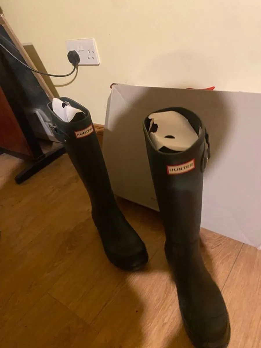 New Hunter wellington's size 7 - Image 2