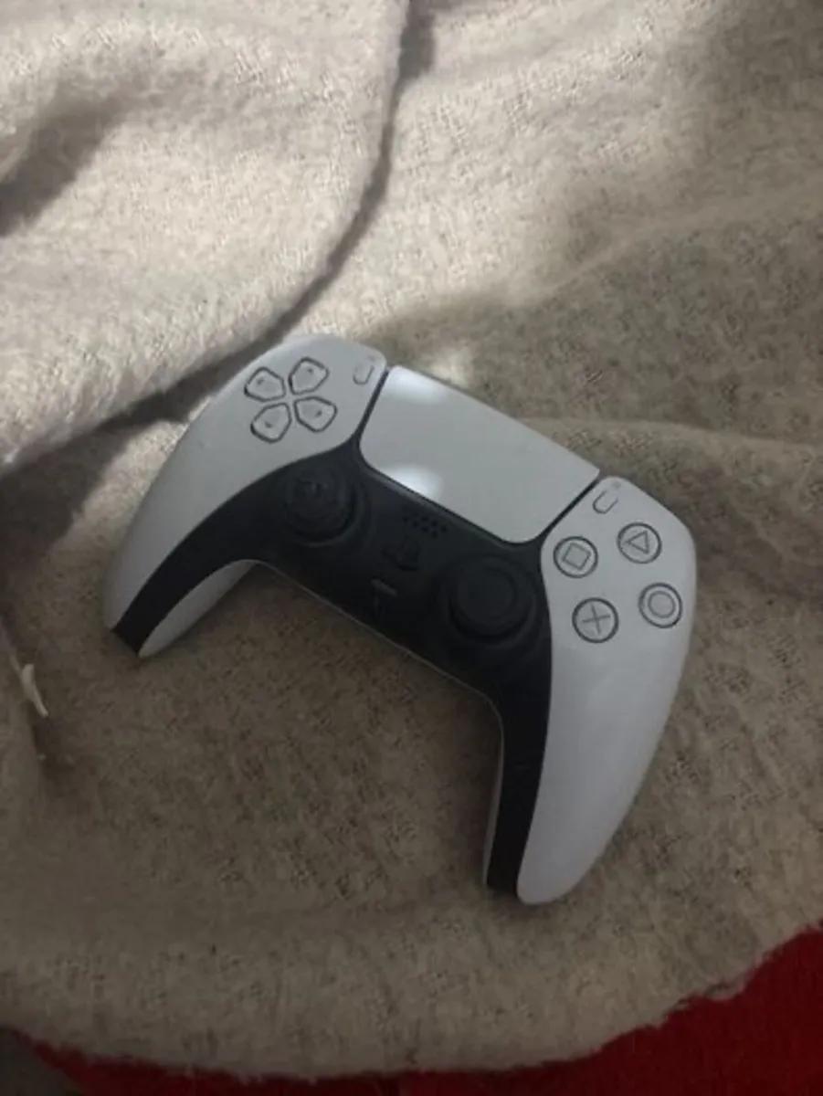 P͏S͏5͏ d͏i͏g͏i͏t͏a͏l͏ - Image 2