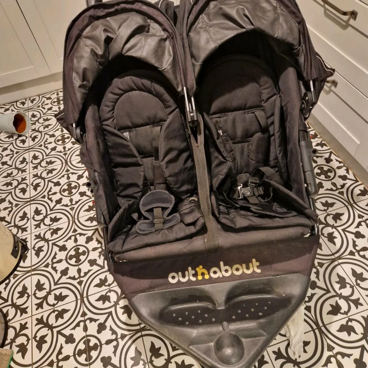 Out and about double buggy - Image 1