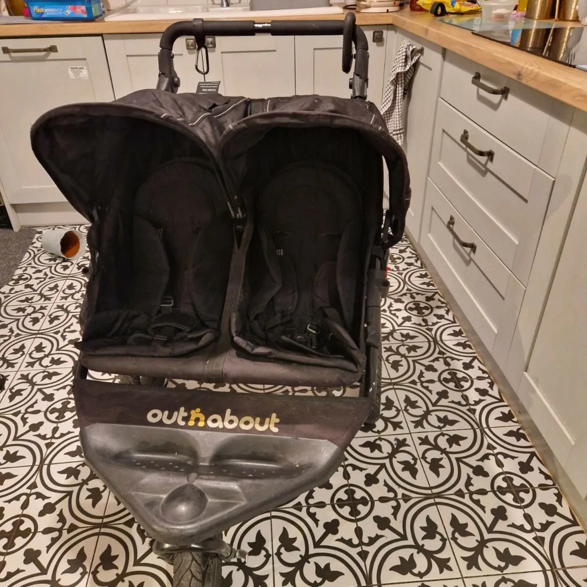 Out and about double buggy - Image 2