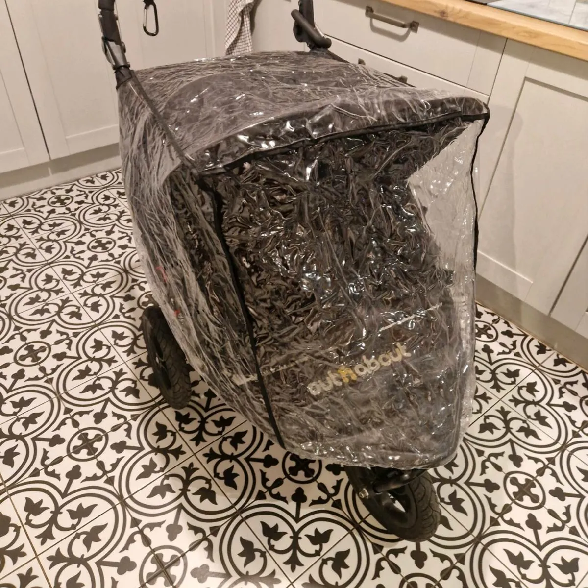 Out and about double sunscreen and raincover - Image 4