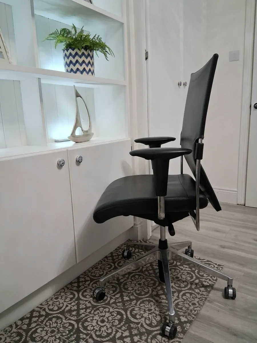 Office Chair - Image 2