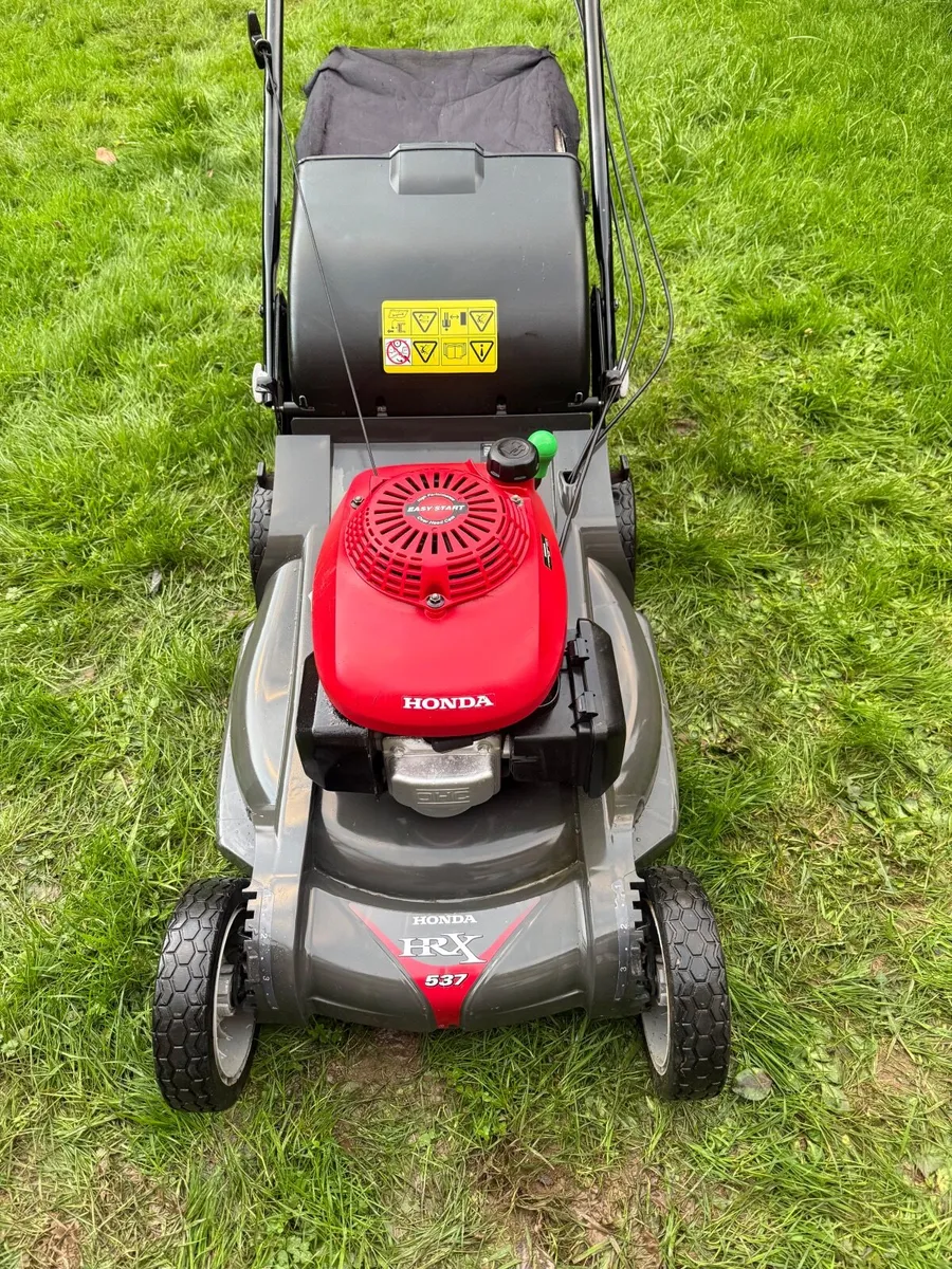 Honda HRX 537 lawnmower - Image 3