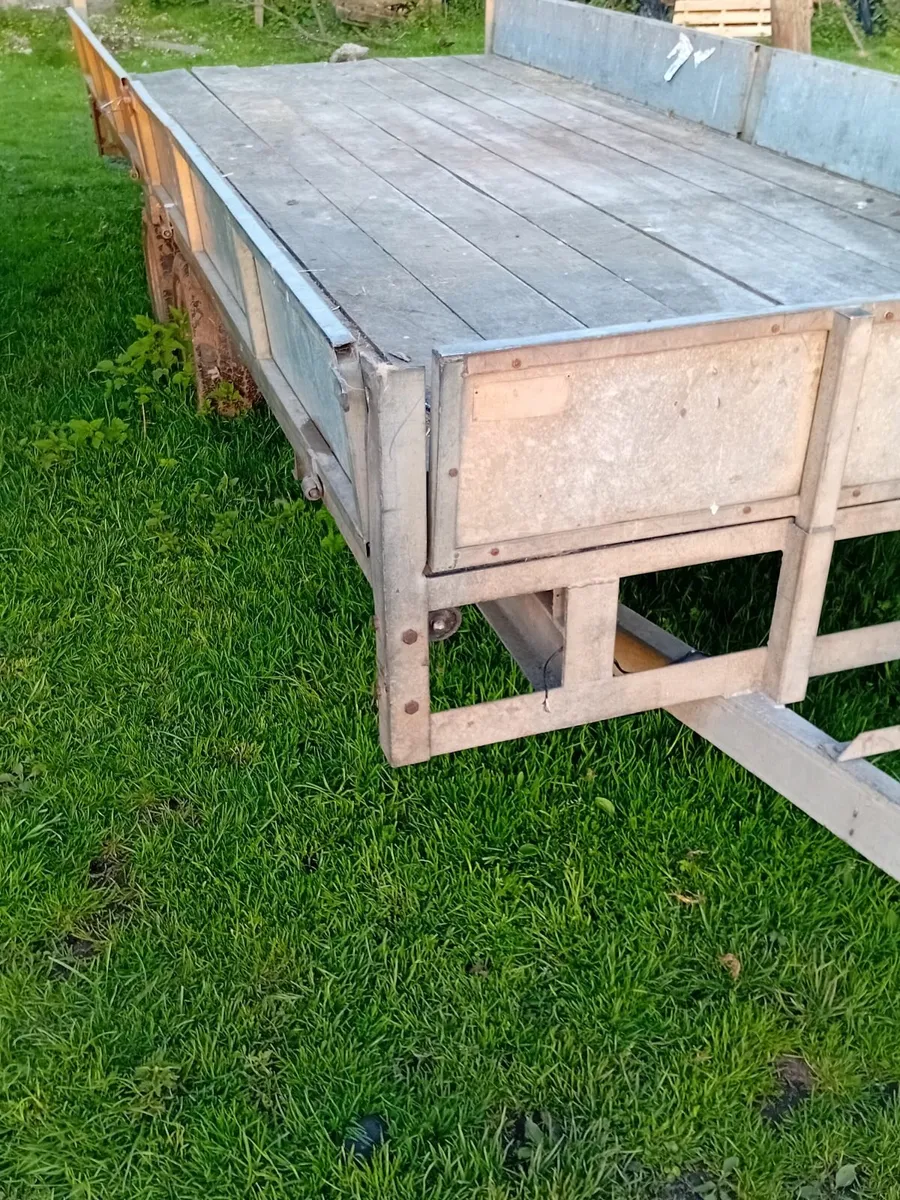 16ft trailer - Image 3