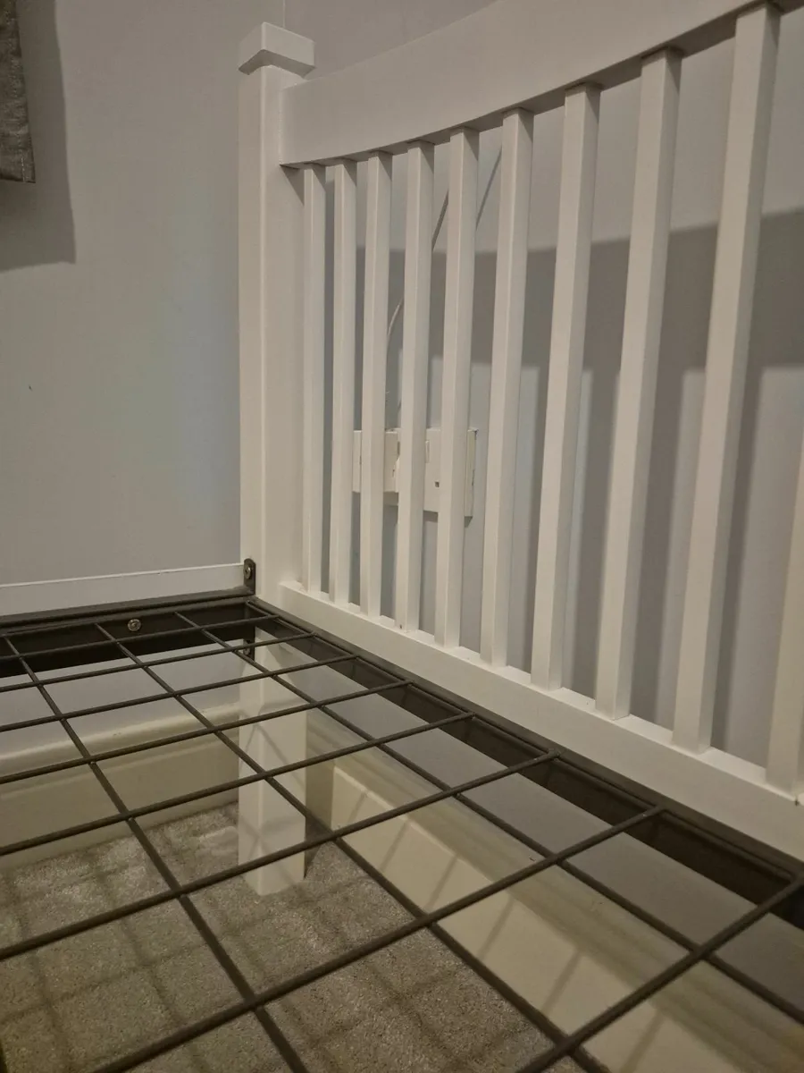 Single Bed - Image 3