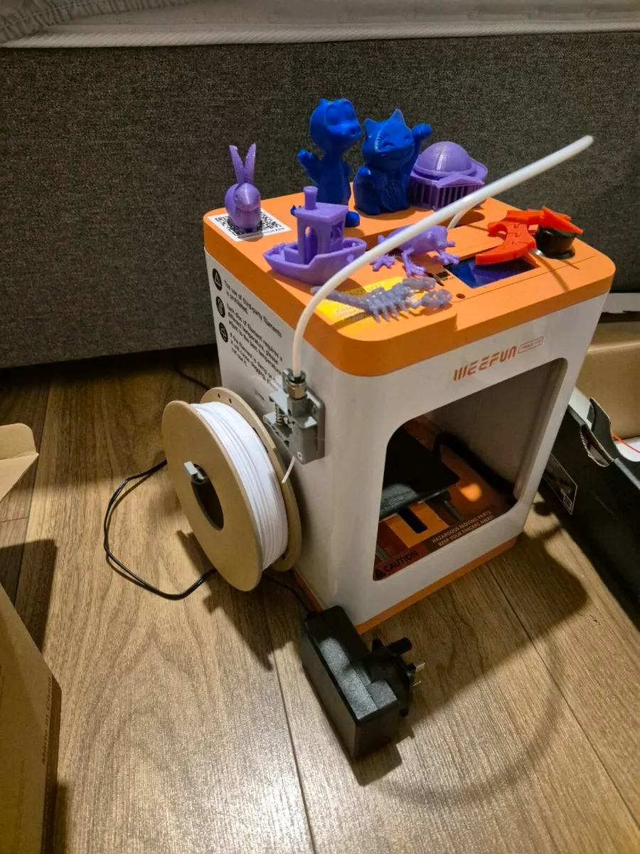 3D printer and reels - Image 4