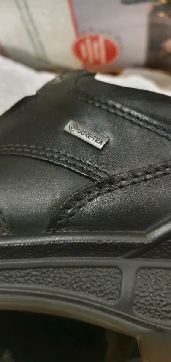 Ecco Gortex Leather Shoes - Image 4