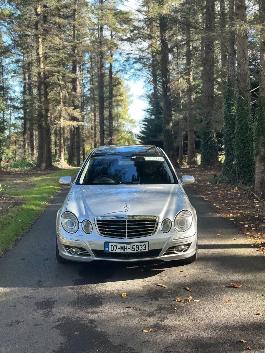Mercedes e-class,Automatic 179.000km/Panoramic - Image 1