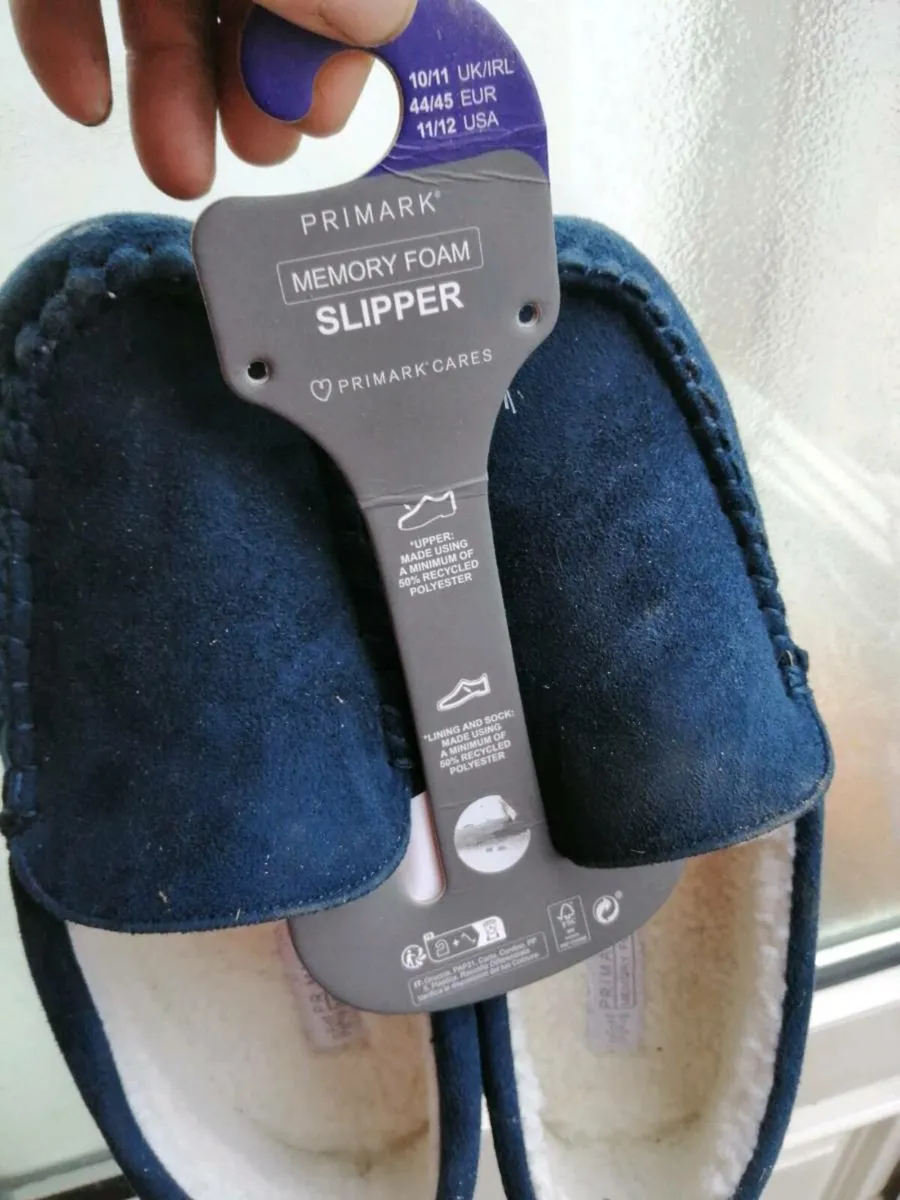 Gents slippers - Image 1