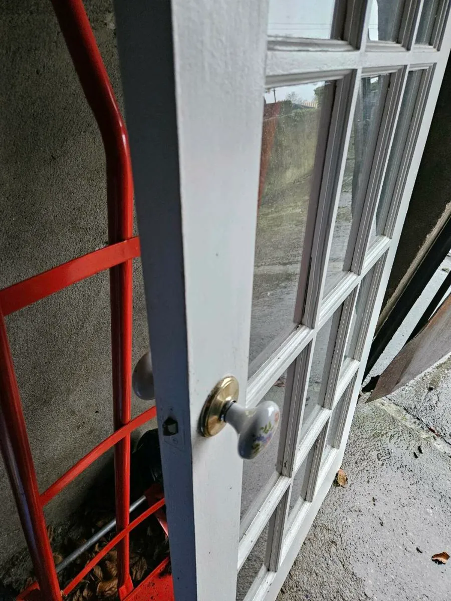 White French door - Image 3