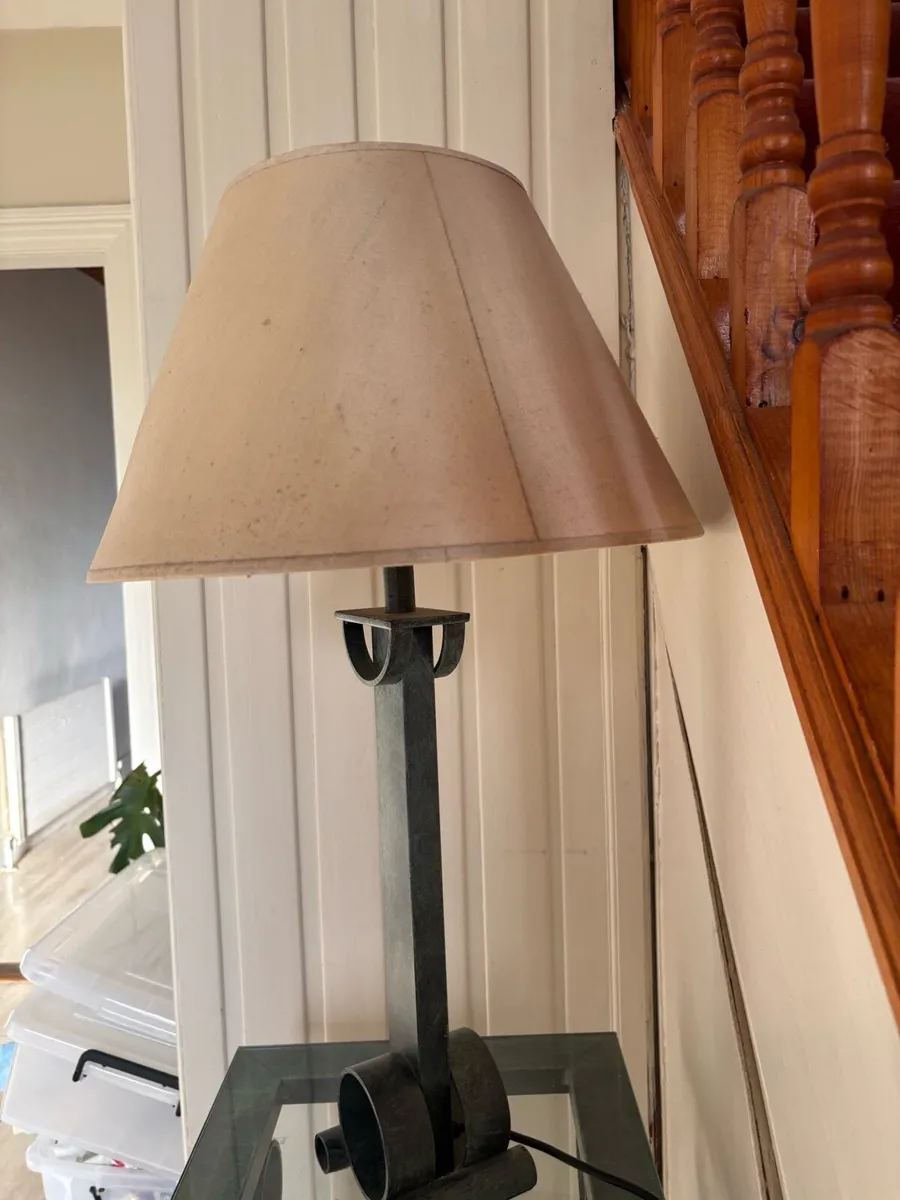 Console table with matching lamp - Image 3