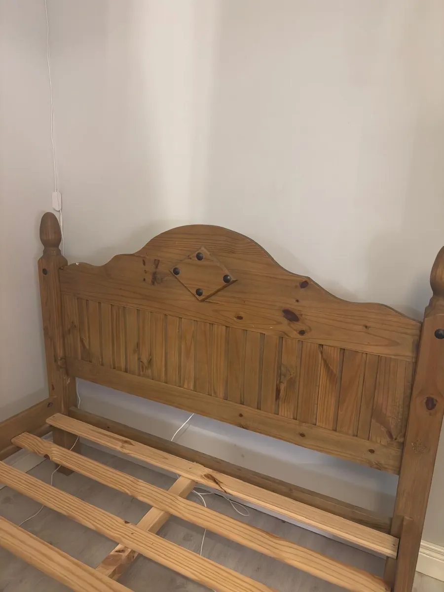 Double Bed - Image 4