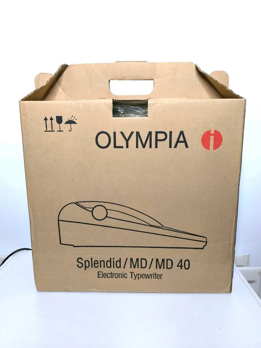 1995 Brand New Olympia Splendid Electronic Typewri - Image 4