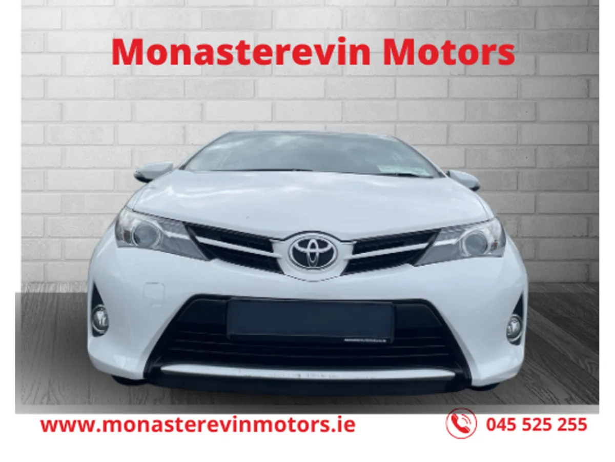 Toyota Auris 1.33 5DR TERRA 4DR - Image 2