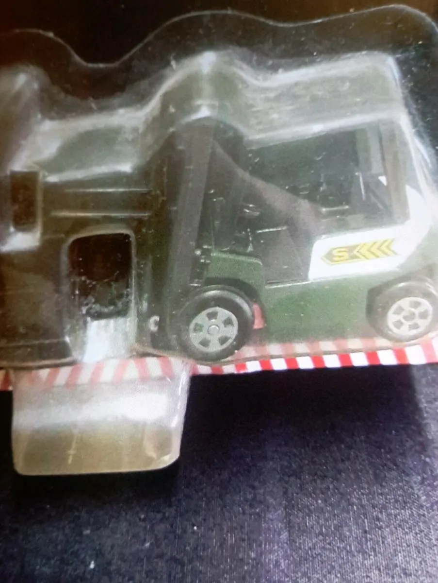 RARE EDDIE STOBART FORK-LIFT TRUCK BLISTER PACK . - Image 3