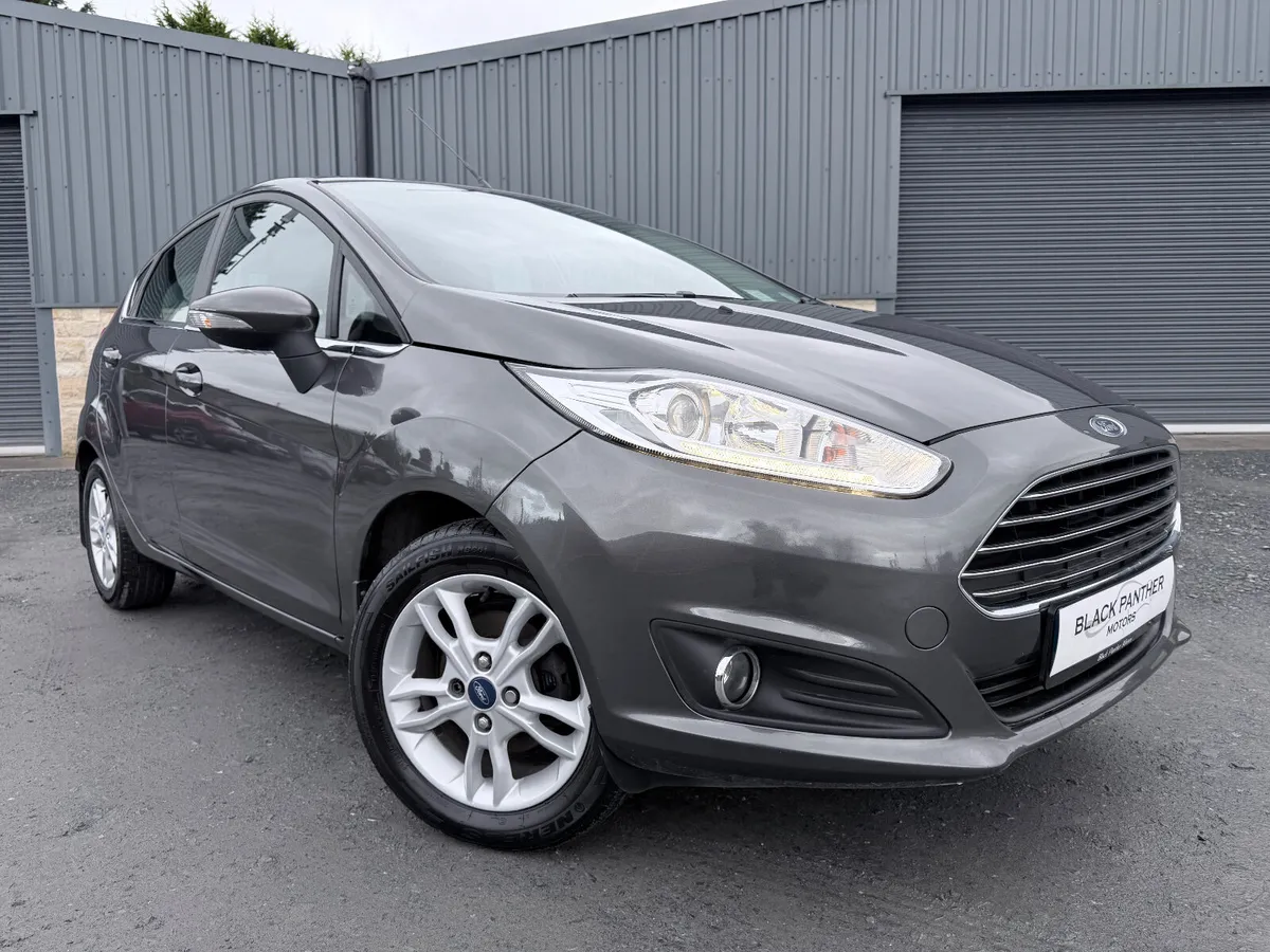 Ford Fiesta 152’ 1.0 Zetec LOW MILEAGE/NICE SPEC - Image 1