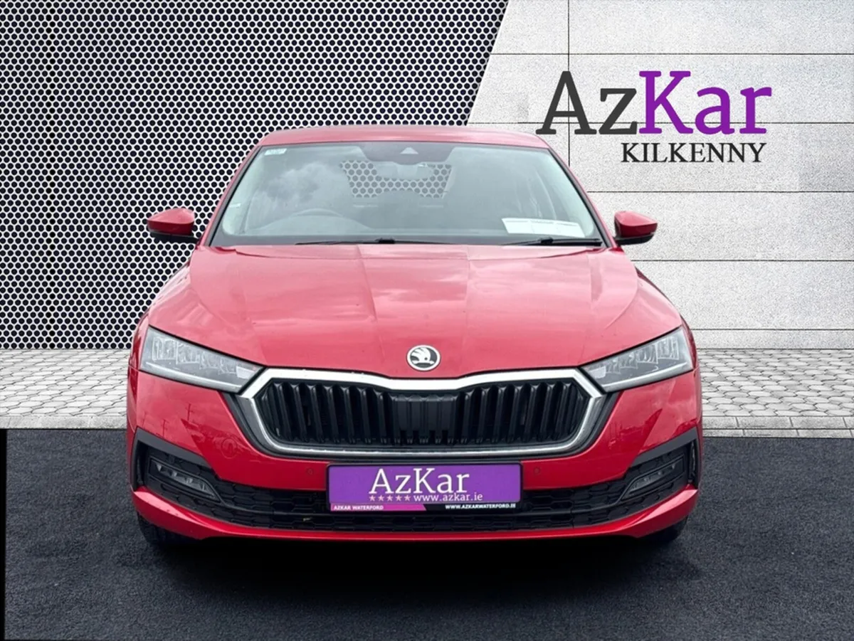 Skoda Octavia 2022 SE TECH IV 1.4 TSI AUTOMATIC  P - Image 3