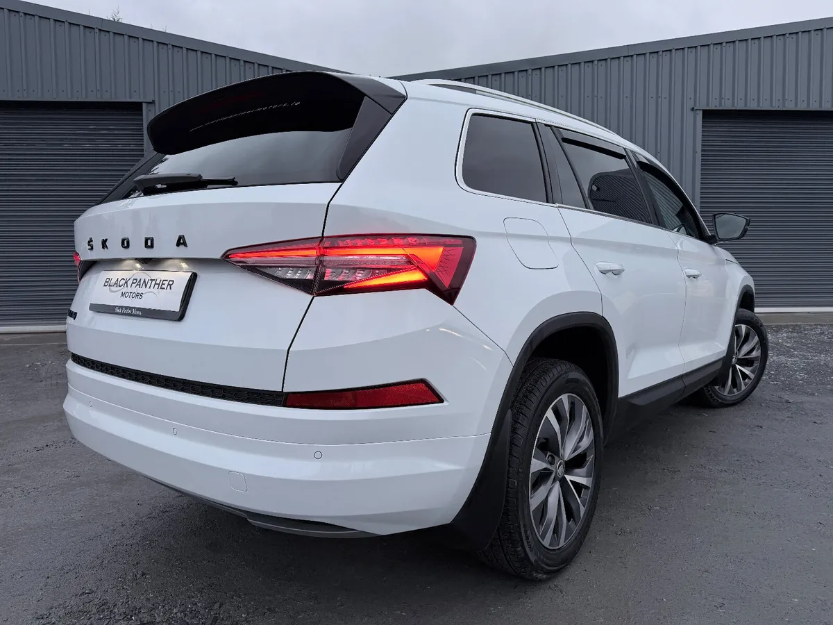 Skoda Kodiaq 222’ Ambient AUTO 2 SEAT COMMERCIAL - Image 4