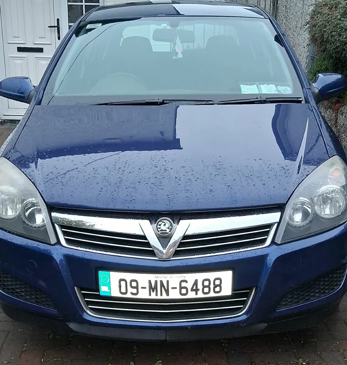 Vauxhall Astra 2009 - Image 1