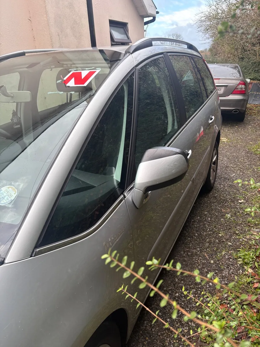 Citroen C4 Picasso 2011 - Image 3