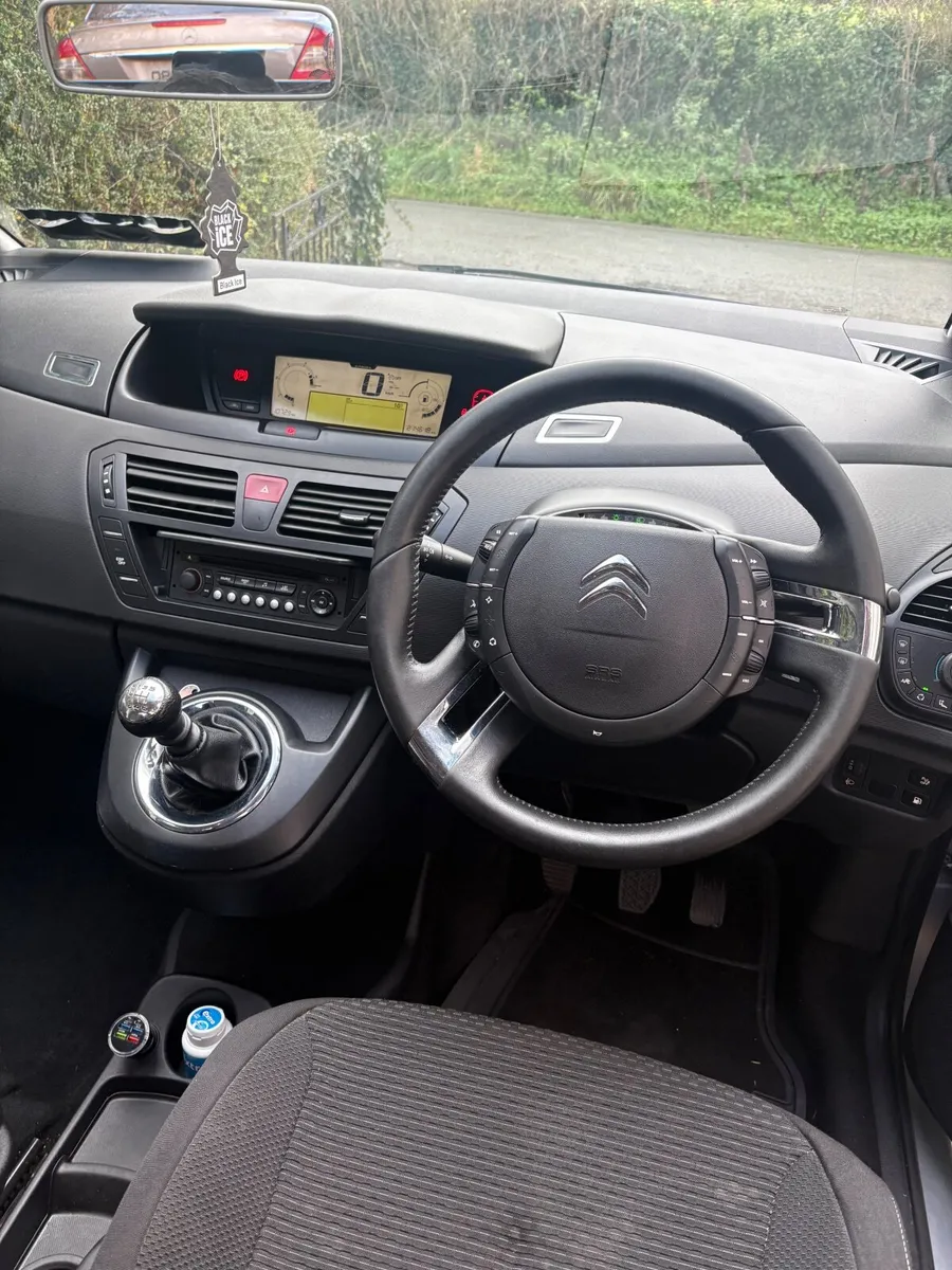 Citroen C4 Picasso 2011 - Image 4