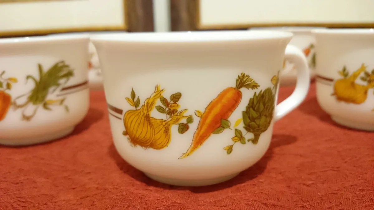 5 Pcs. Arcopal France Colorful Milk Glass Tea Cups - Image 3