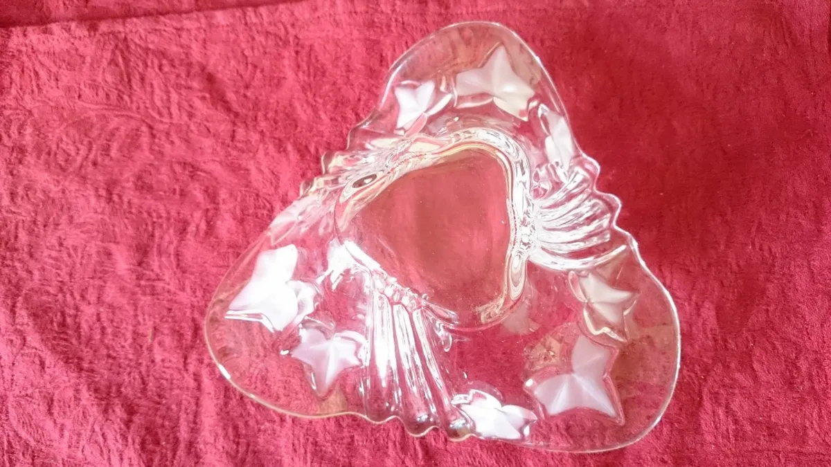 Art Deco 8 Inches Wide Centerpiece Glass Bowl - Image 4