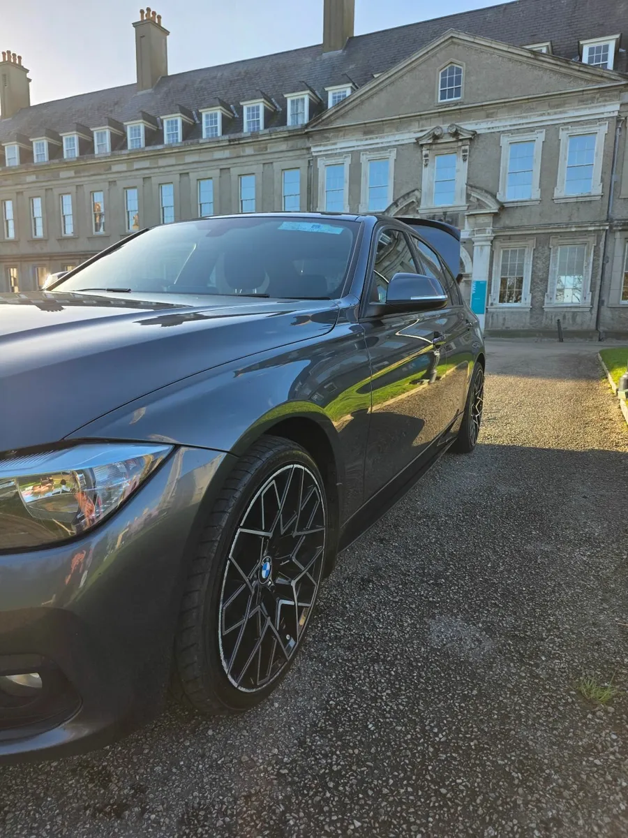 BMW 3-Series 2015 Sport M Performance - Image 4