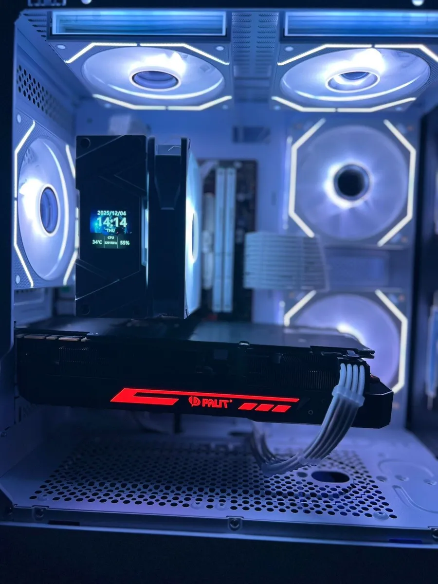 White custom built gaming pc - Image 3