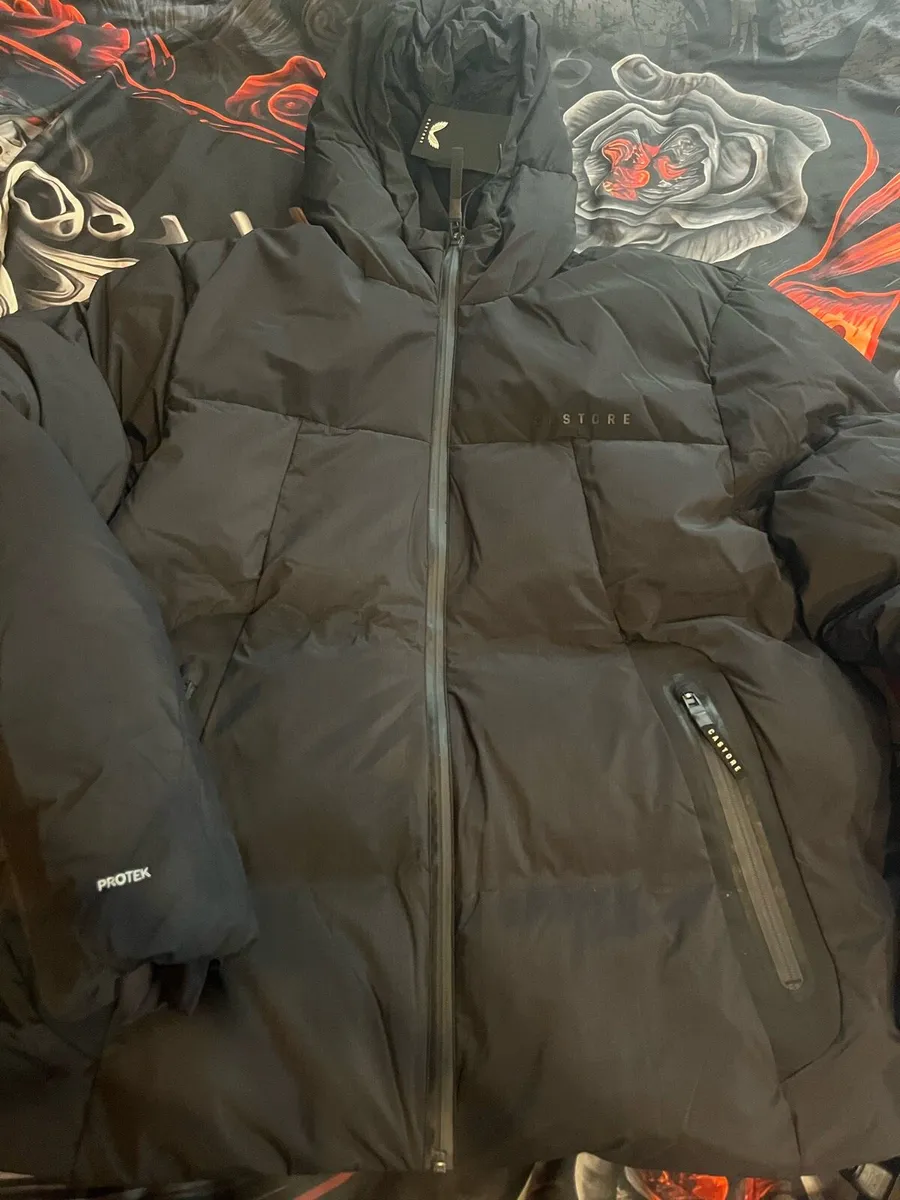 New Castore 2XL jacket - Image 1