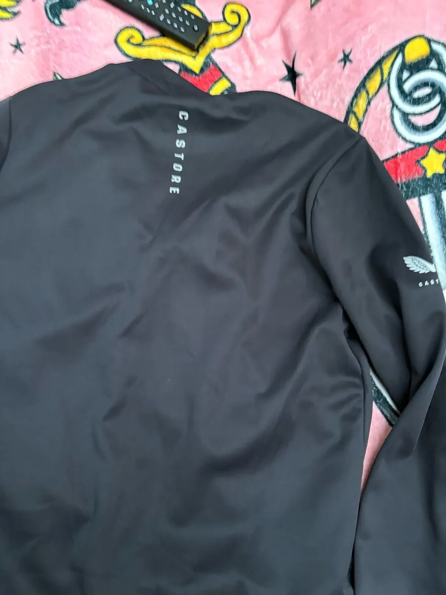 Castore jumper new - Image 2