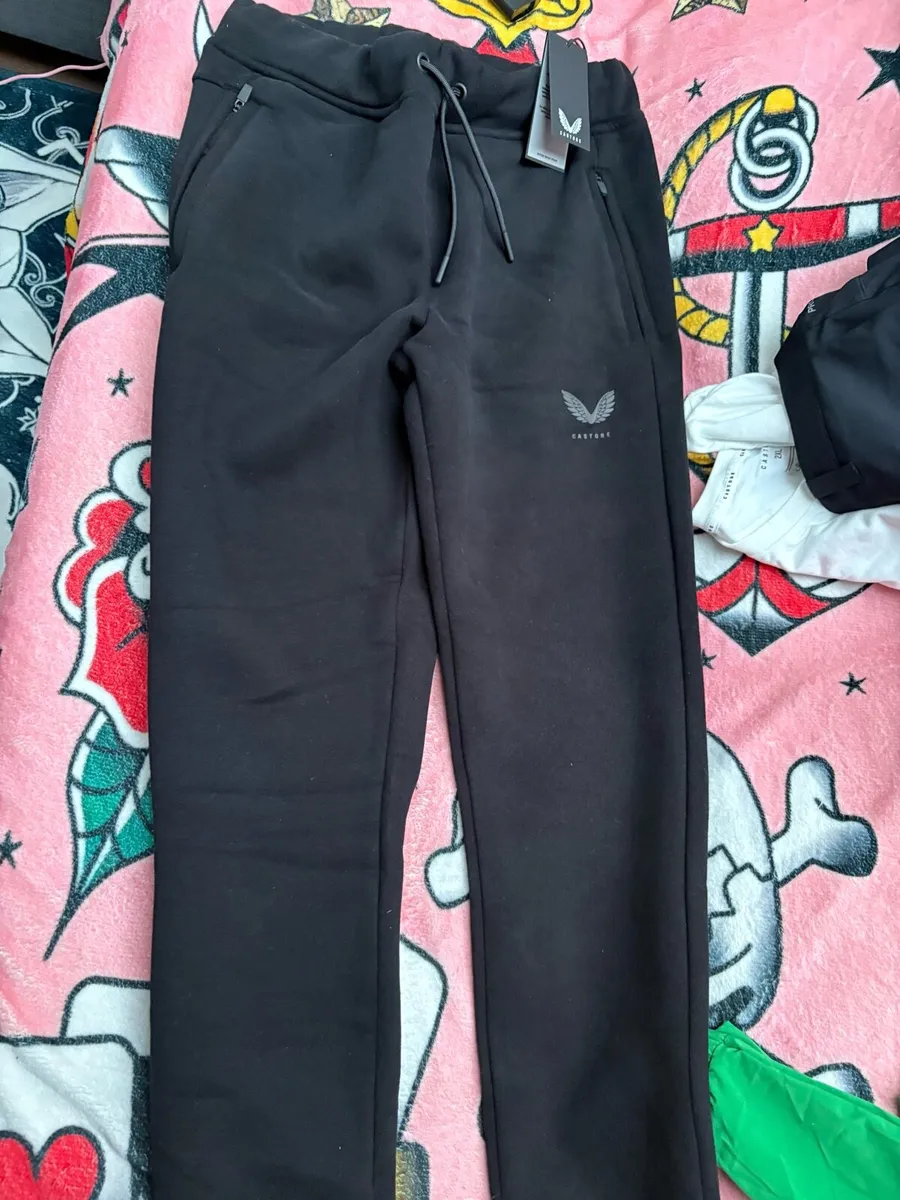 Castore tracksuit bottom - Image 1