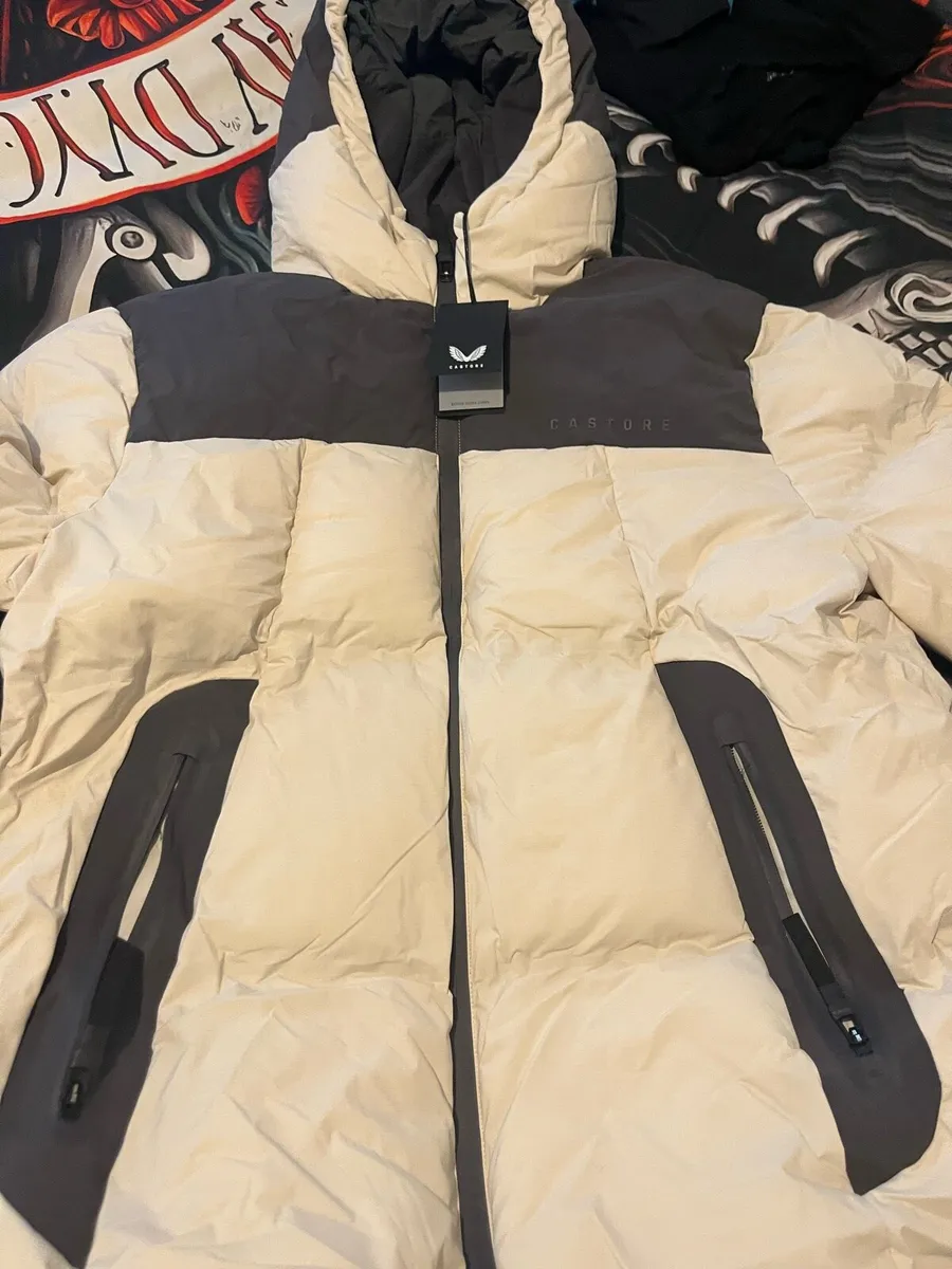 New Castore jacket - Image 1