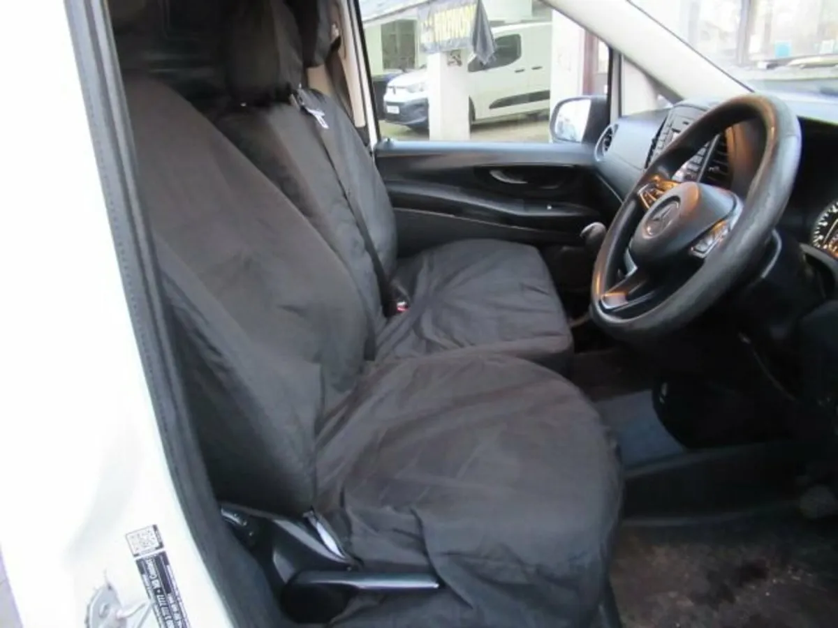 2.1 114 CDI BlueTEC Panel Van LWB 6dr Diesel Manua - Image 3