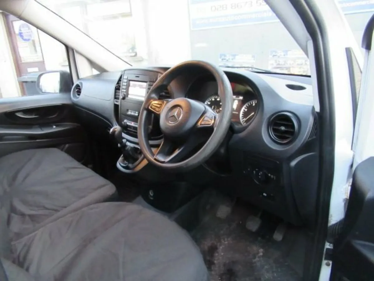 2.1 114 CDI BlueTEC Panel Van LWB 6dr Diesel Manua - Image 4