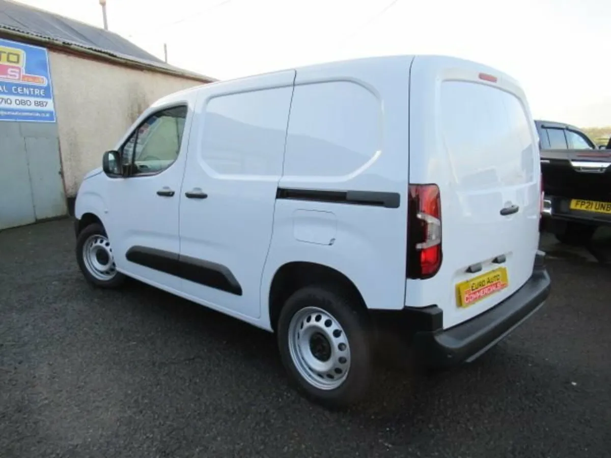 1.5 BlueHDi 1000 Enterprise Plus M Panel Van 5dr D - Image 2