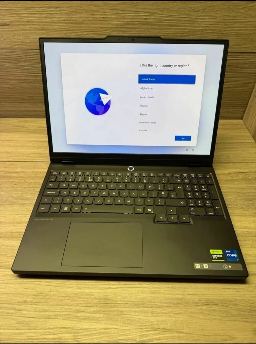 Lenovo Legion 5, i7, 24GB, 1TB SSD, RTX 5070, OLED - Image 1