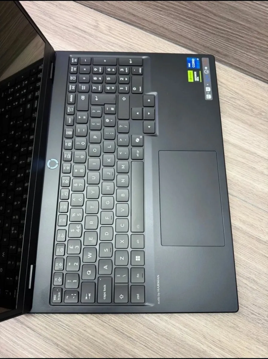 Lenovo Legion 5, i7, 24GB, 1TB SSD, RTX 5070, OLED - Image 3