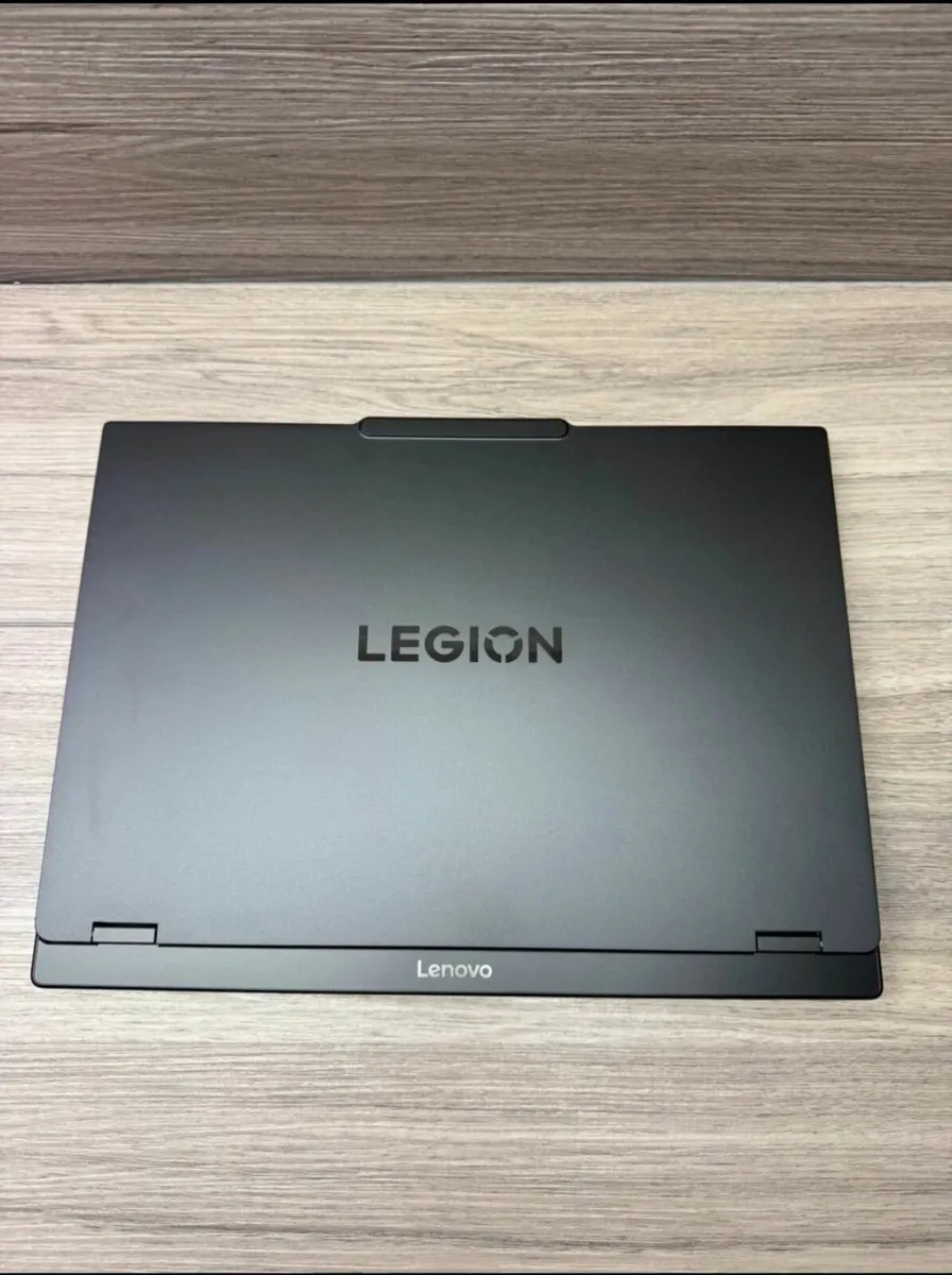 Lenovo Legion 5, i7, 24GB, 1TB SSD, RTX 5070, OLED - Image 4
