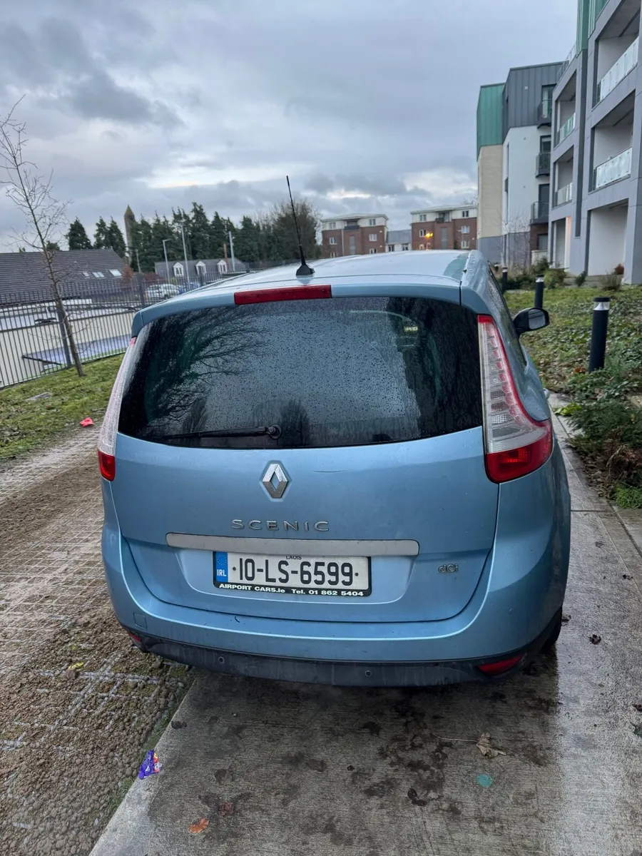 Renault Grand Scenic 2010 - Image 2