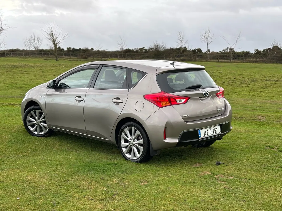 Toyota auris automatic for sale!!! - Image 4