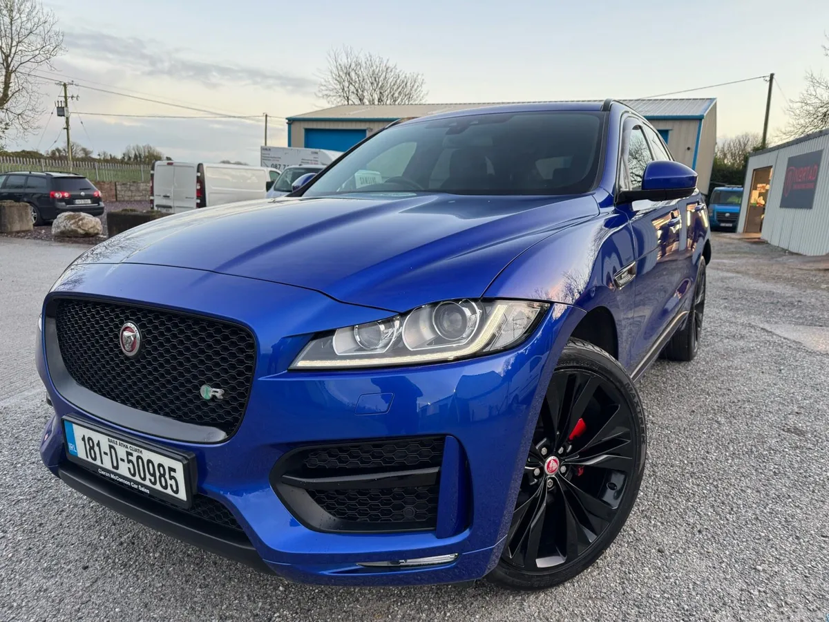 18 Jaguar F-Pace R-Sport - Image 3