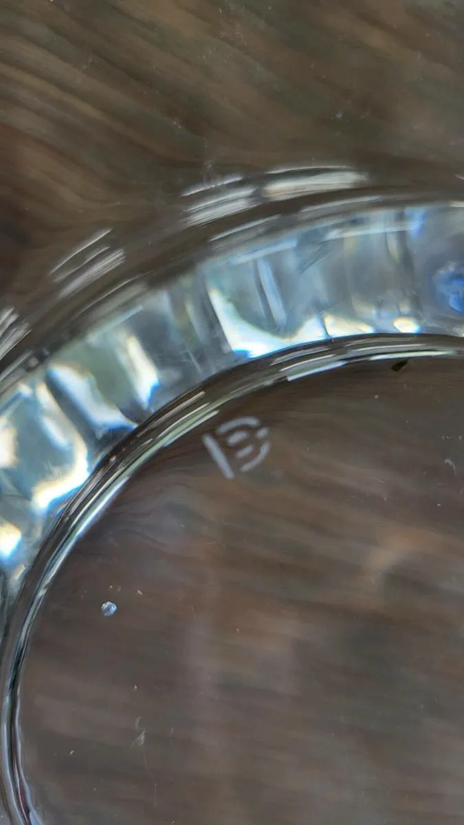 Large centre piece, Dartington Crystal Bowl. - Image 2