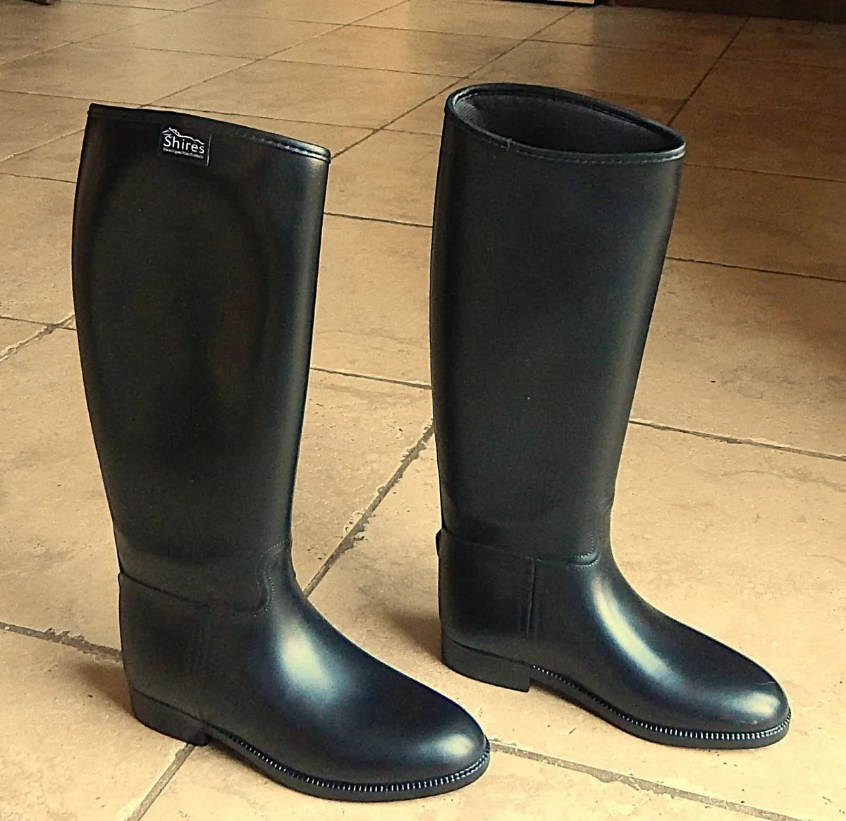 Pair of Ladies Shires Rubber Riding Boots, New - Image 2