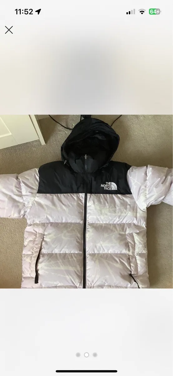 North face puffer jacket - Image 2