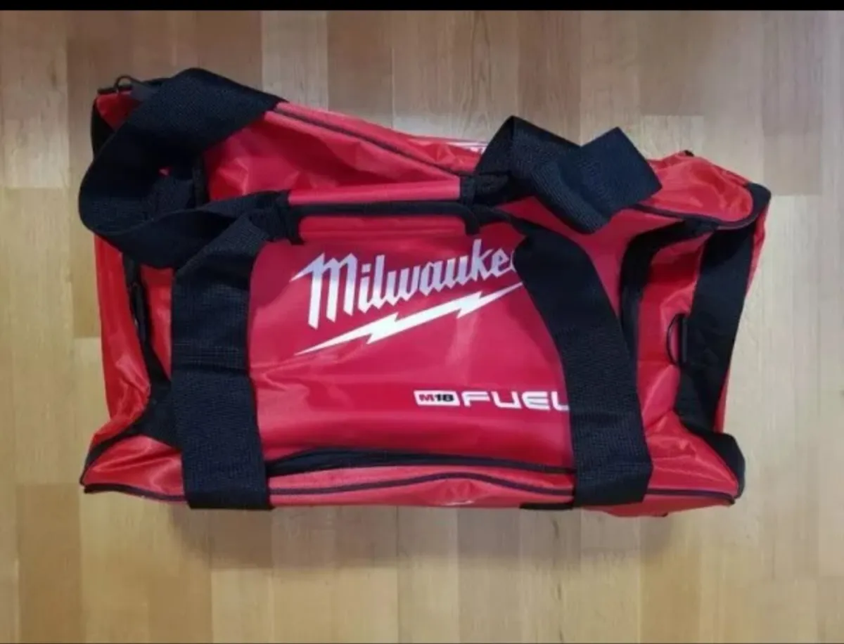 Milwaukee Large Wheeled Tool Bag - Image 1