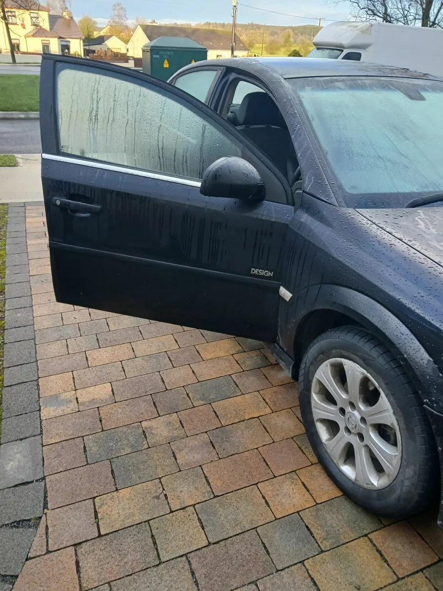 Opel Vectra 2008 - Image 1