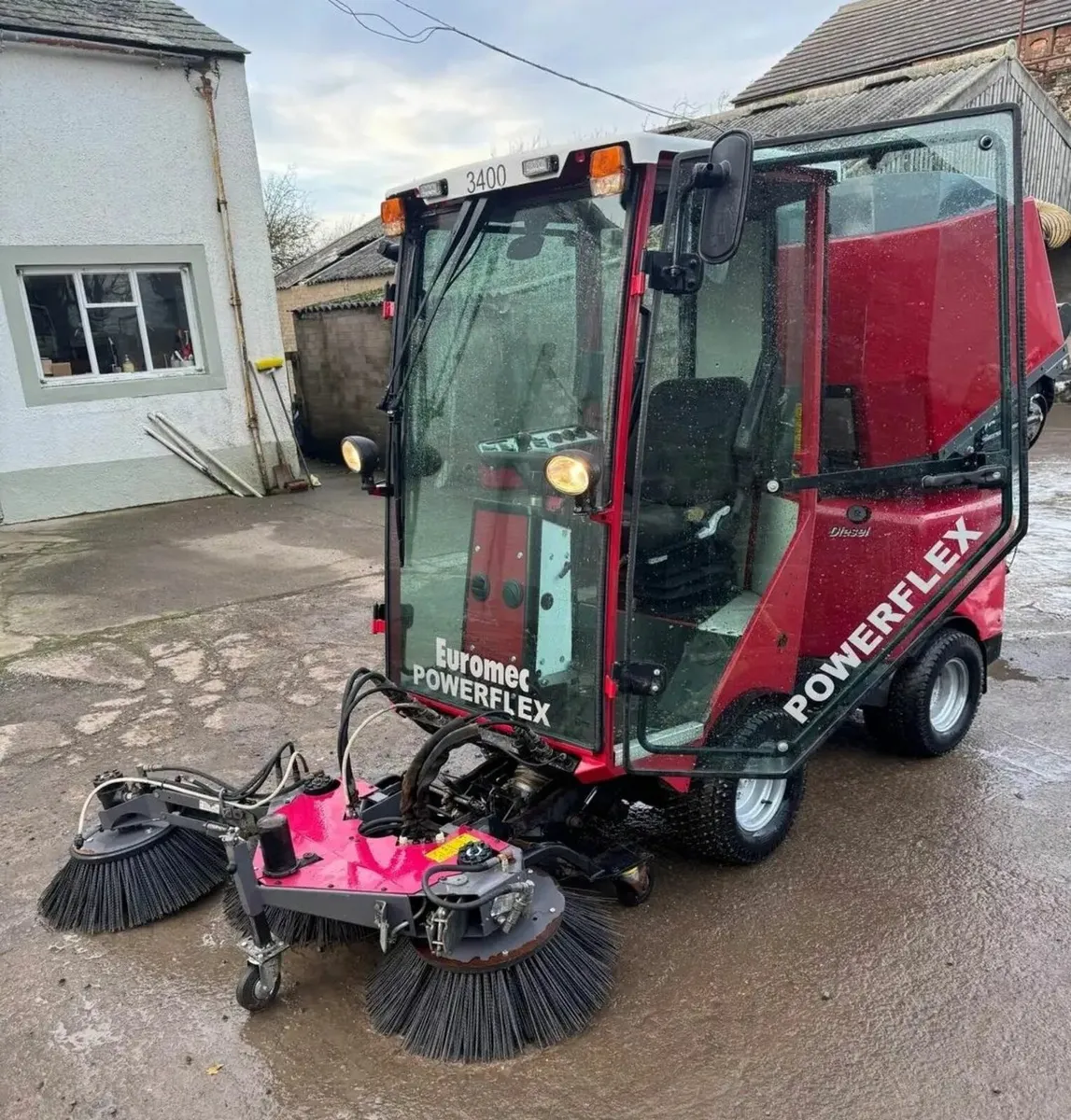 Euromec diesel road sweeper roadsweeper no vat - Image 3