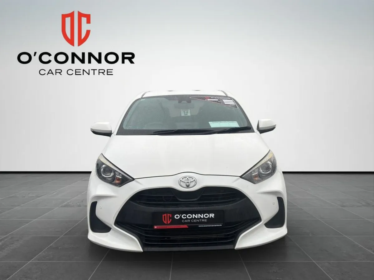 Toyota Yaris Small car, big tech, zero hassle. 🚗� - Image 2
