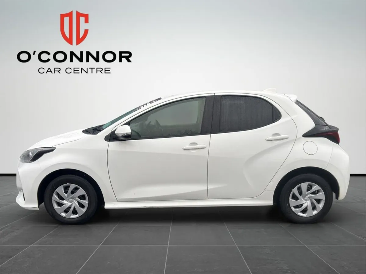 Toyota Yaris Small car, big tech, zero hassle. 🚗� - Image 3